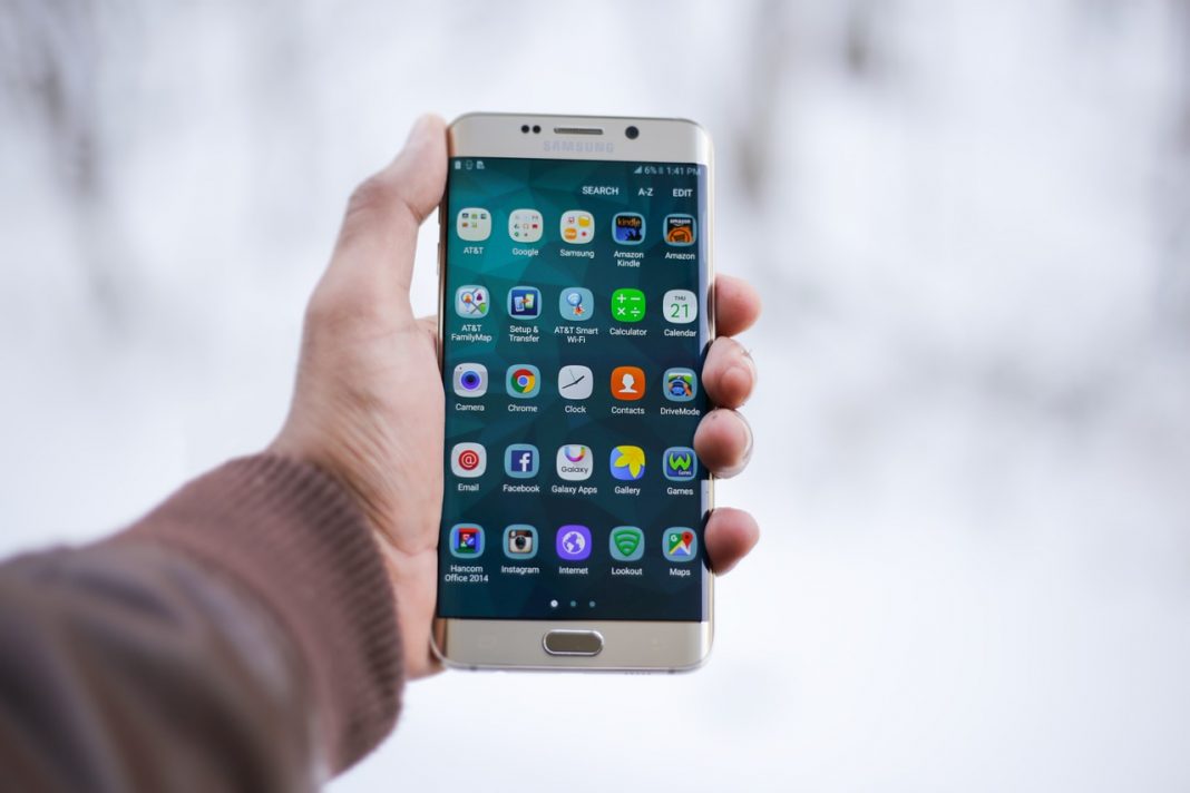 Saiba quem inventou o Smartphone e os motivos dessa invenção - Mundo ...